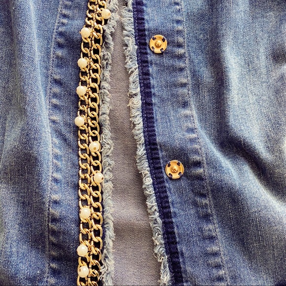 Chico’s Chain Pearl Raw Embellished Denim Jacket - Picture 5 of 9